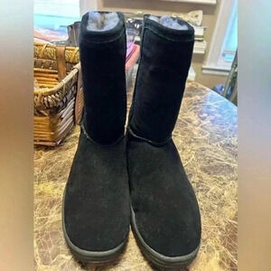 RJ'S Fuzzies Sheepskin Black Woman's Boots Size 8